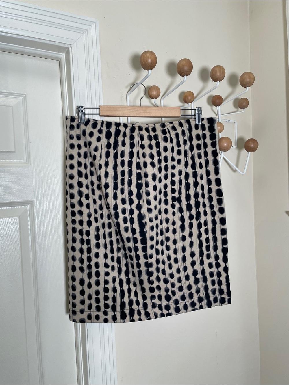 RIANI Pencil Mini Skirt Dot Stripe Print Black Cream - 44 or 12